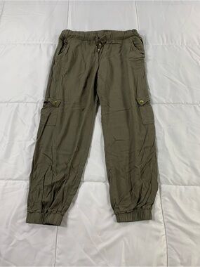 Pre loved GUESS pants womens size M
